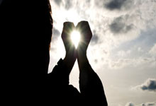 体操世界杯:张可欣高低杠夺冠 “丘妈”跳马摘铜2025-02-24.